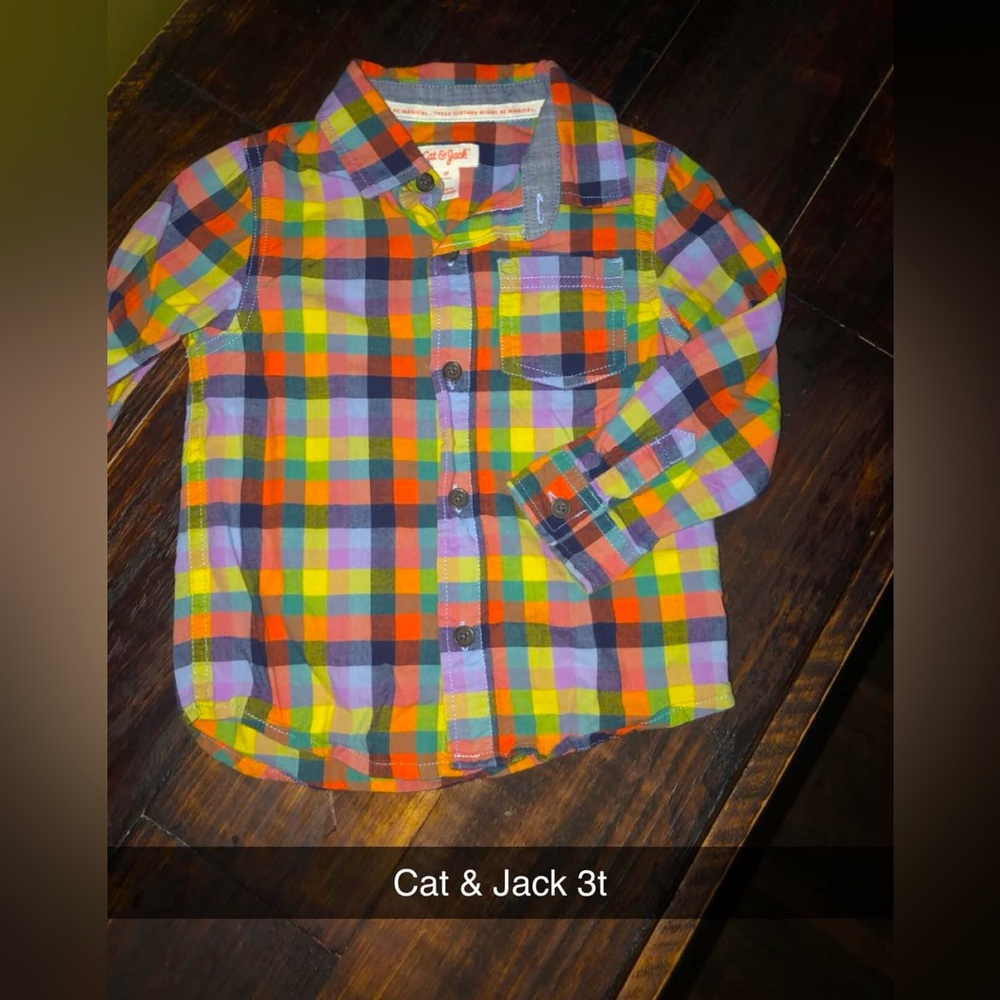 Cat & Jack Button up size 3t VGUC